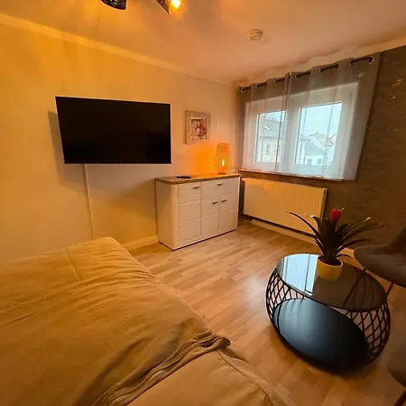 Holiday home In Glauchau, Garten, Grillmoeglichkeit, Privatparkplatz, Kaffeevollautomat, Wlan, Netflix Glauchau