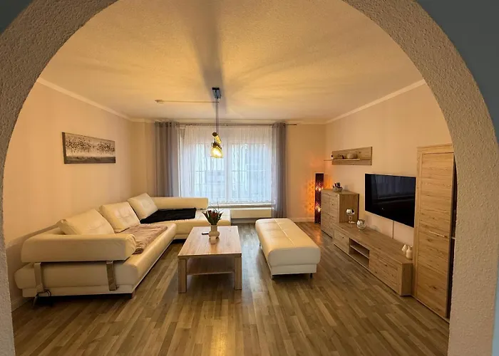 In Glauchau, Garten, Grillmoeglichkeit, Privatparkplatz, Kaffeevollautomat, Wlan, Netflix *